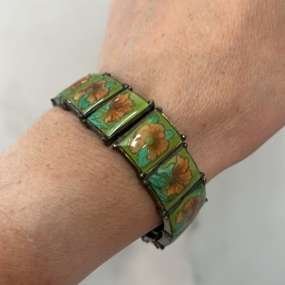 None Jewelry - Enamel green and orange floral bracelet